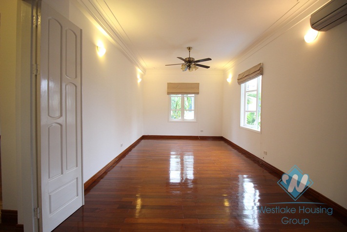 Big and nice yard house with swimming pool for rent in Tay Ho area 